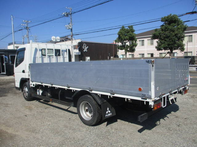 三菱ふそうキャンターアルミブロック小型（2t・3t）[写真02]