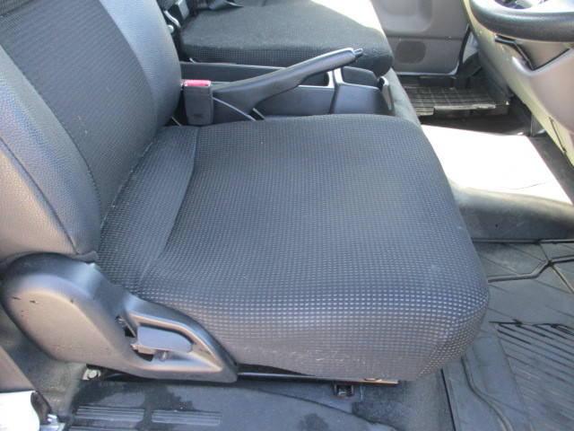 三菱ふそうキャンターアルミブロック小型（2t・3t）[写真22]