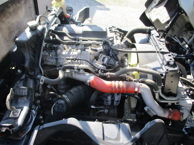 三菱ふそうキャンターアルミブロック小型（2t・3t）[写真35]