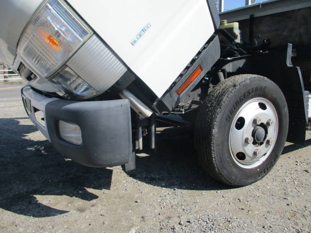 三菱ふそうキャンターアルミブロック小型（2t・3t）[写真38]