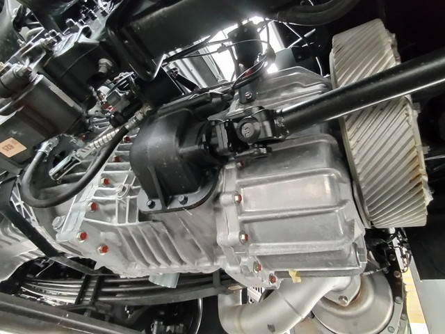 日野プロフィアダンプ大型（10t）[写真18]