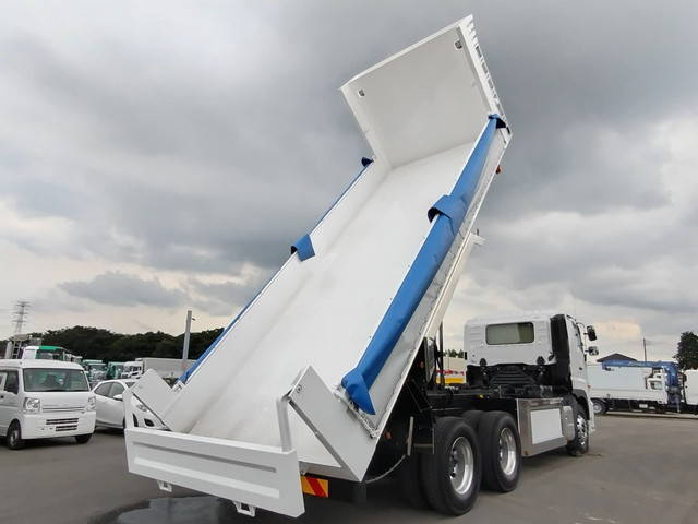 日野プロフィアダンプ大型（10t）[写真02]