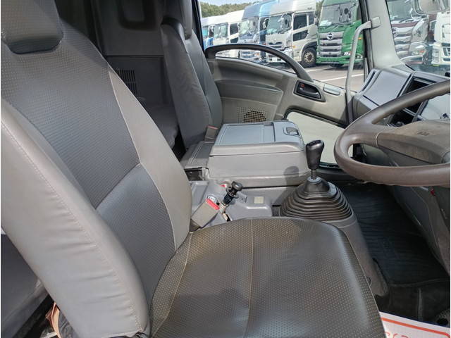 いすゞフォワードクレーン4段中型（4t）[写真21]