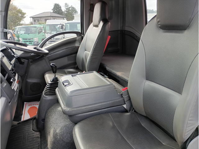 いすゞフォワードクレーン4段中型（4t）[写真22]