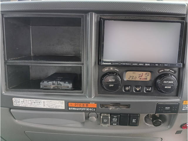 いすゞフォワードクレーン4段中型（4t）[写真26]