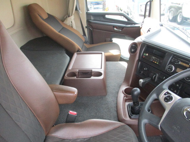 日野プロフィアアルミブロック大型（10t）[写真27]