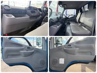 日野デュトロ平ボディ小型（2t・3t）[写真20]