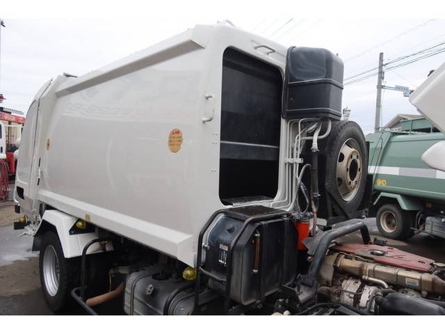 日野デュトロパッカー車（塵芥車）小型（2t・3t）[写真23]