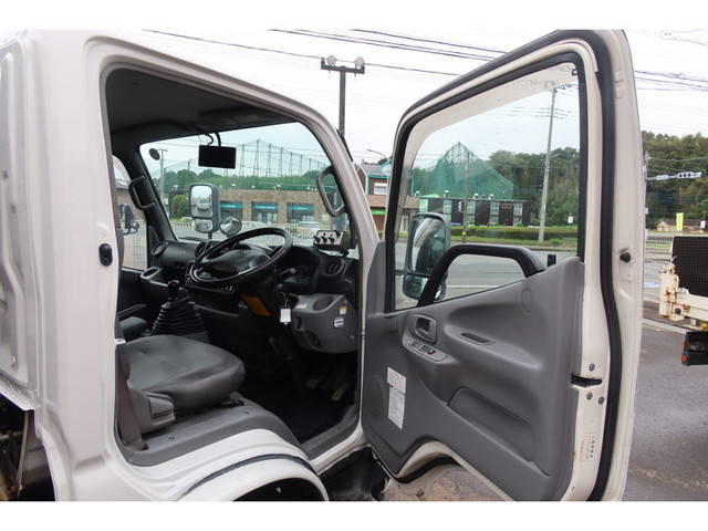 日野デュトロパッカー車（塵芥車）小型（2t・3t）[写真31]