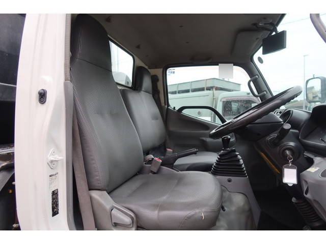 日野デュトロパッカー車（塵芥車）小型（2t・3t）[写真35]