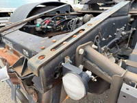 いすゞギガトレーラーヘッド（トラクターヘッド）大型（10t）[写真09]