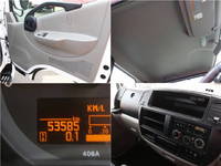 日産アトラス平ボディ小型（2t・3t）[写真11]