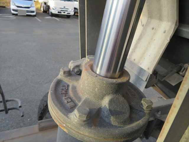 日野レンジャーダンプ中型（4t）[写真19]