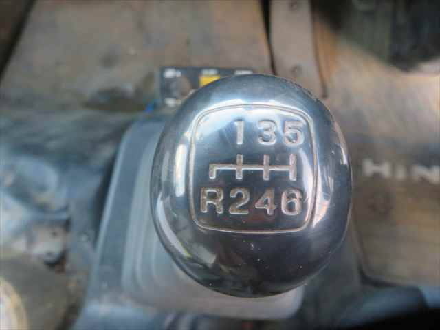 日野レンジャーダンプ中型（4t）[写真32]