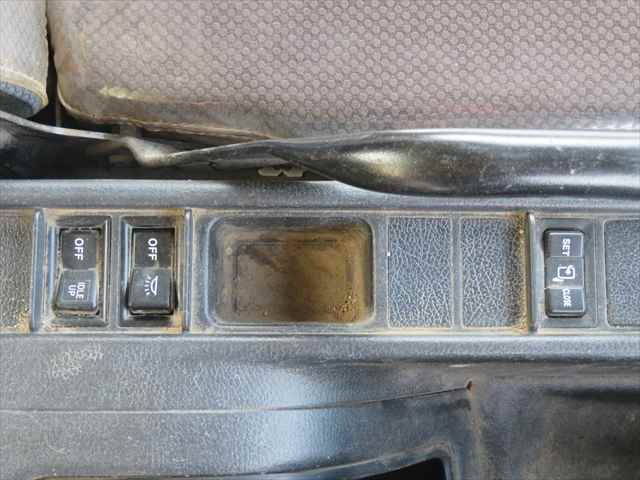 日野レンジャーダンプ中型（4t）[写真37]