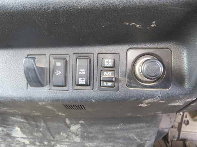 日野レンジャーダンプ中型（4t）[写真38]