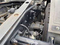 UDトラックスクオントレーラーヘッド（トラクターヘッド）大型（10t）[写真15]