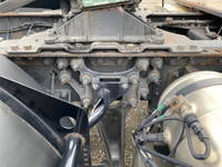 UDトラックスクオントレーラーヘッド（トラクターヘッド）大型（10t）[写真16]