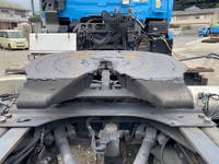 UDトラックスクオントレーラーヘッド（トラクターヘッド）大型（10t）[写真09]