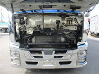 いすゞギガアルミウイング大型（10t）[写真34]