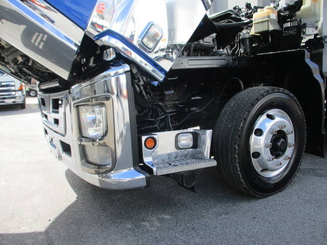 いすゞギガアルミウイング大型（10t）[写真39]