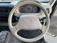 トヨタトヨエースアルミウイング小型（2t・3t）[写真38]