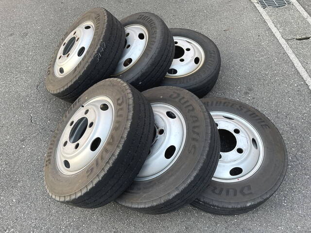 いすゞエルフアルミブロック小型（2t・3t）[写真16]