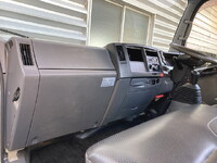 いすゞエルフアルミブロック小型（2t・3t）[写真31]