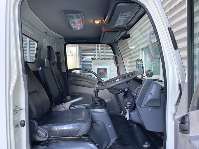 いすゞエルフアルミブロック小型（2t・3t）[写真31]