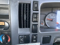 いすゞエルフアルミブロック小型（2t・3t）[写真35]