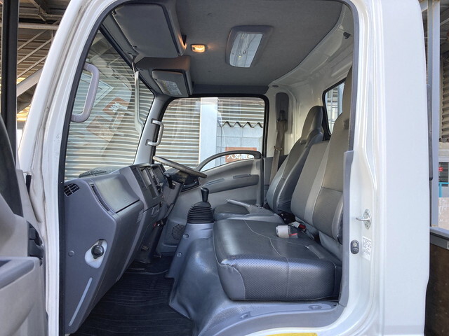 いすゞエルフアルミブロック小型（2t・3t）[写真36]