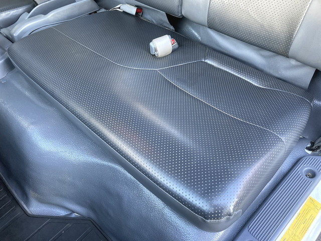 いすゞエルフアルミブロック小型（2t・3t）[写真38]