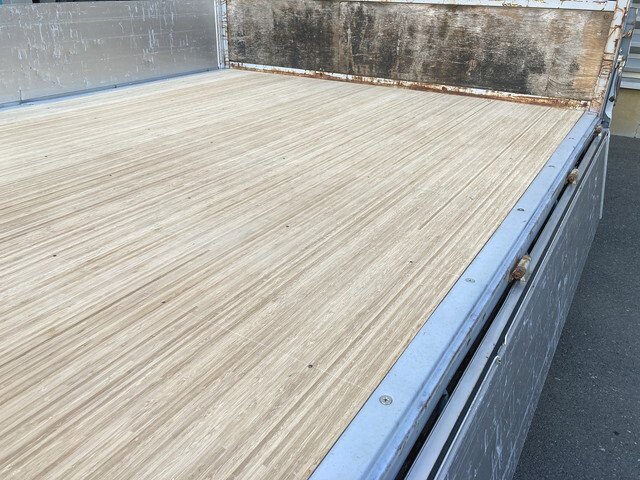 いすゞエルフアルミブロック小型（2t・3t）[写真05]