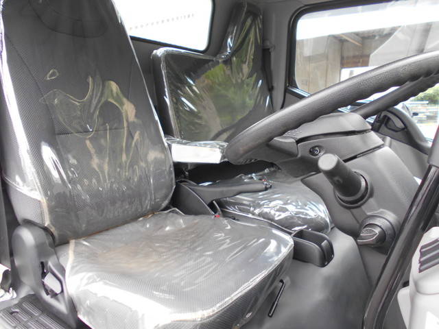 三菱ふそうキャンターダンプ小型（2t・3t）[写真24]