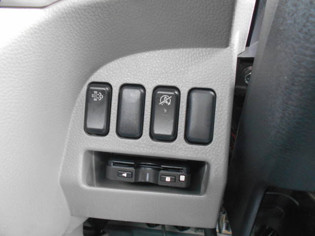 三菱ふそうキャンターダンプ小型（2t・3t）[写真32]