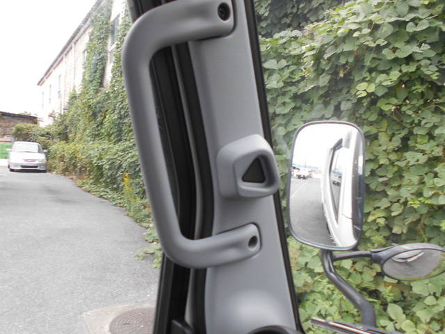 三菱ふそうキャンターダンプ小型（2t・3t）[写真36]