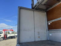 いすゞフォワードアルミウイング中型（4t）[写真15]