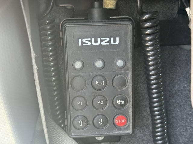 いすゞフォワードアルミウイング中型（4t）[写真15]