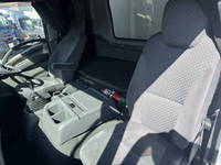 いすゞフォワードアルミウイング中型（4t）[写真27]