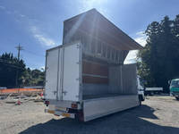 いすゞフォワードアルミウイング中型（4t）[写真02]