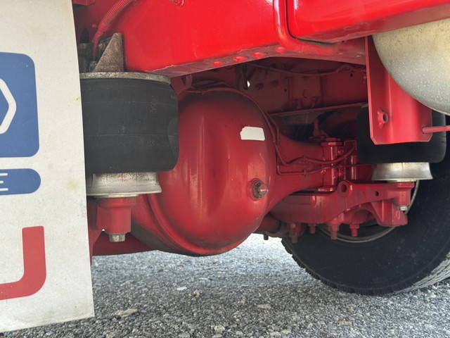 いすゞフォワードアルミウイング中型（4t）[写真30]