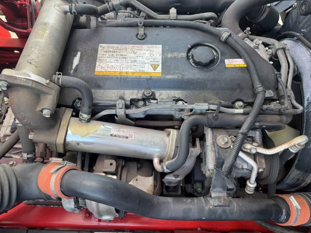 いすゞフォワードアルミウイング中型（4t）[写真37]