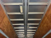 いすゞフォワードアルミウイング中型（4t）[写真10]