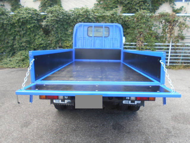 いすゞエルフ平ボディ小型（2t・3t）[写真10]