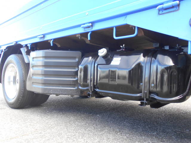 いすゞエルフ平ボディ小型（2t・3t）[写真16]