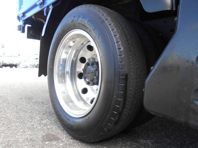 いすゞエルフ平ボディ小型（2t・3t）[写真21]