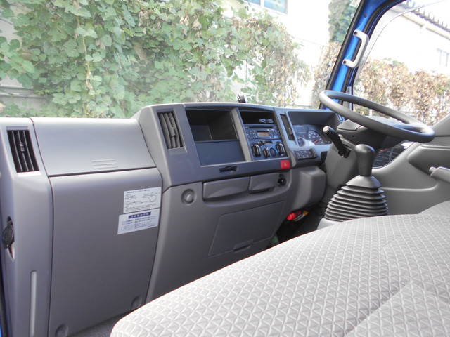 いすゞエルフ平ボディ小型（2t・3t）[写真26]