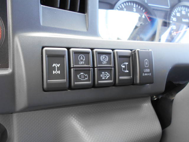 いすゞエルフ平ボディ小型（2t・3t）[写真34]