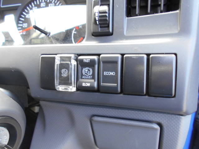 いすゞエルフ平ボディ小型（2t・3t）[写真36]