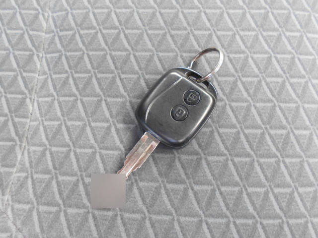 いすゞエルフ平ボディ小型（2t・3t）[写真38]